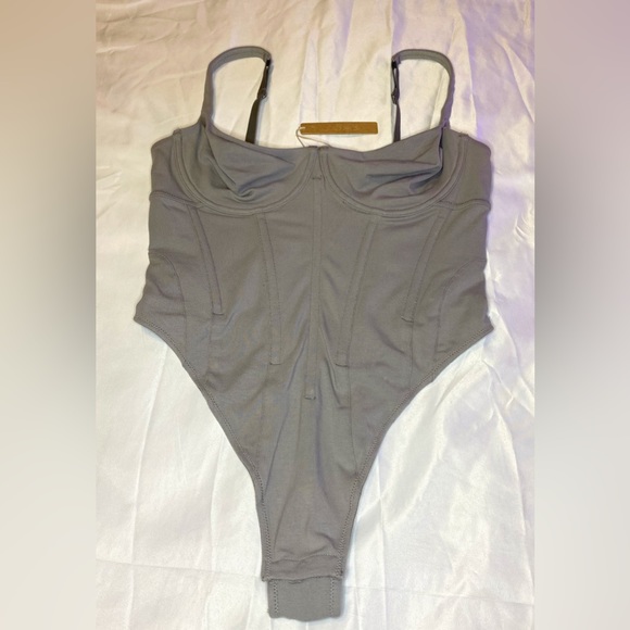 SOLD❗️❗️❗️ - SKIMS: NWT: LARGE COTTON CORSET UNLINED BODYSUIT - Picture 3 of 8